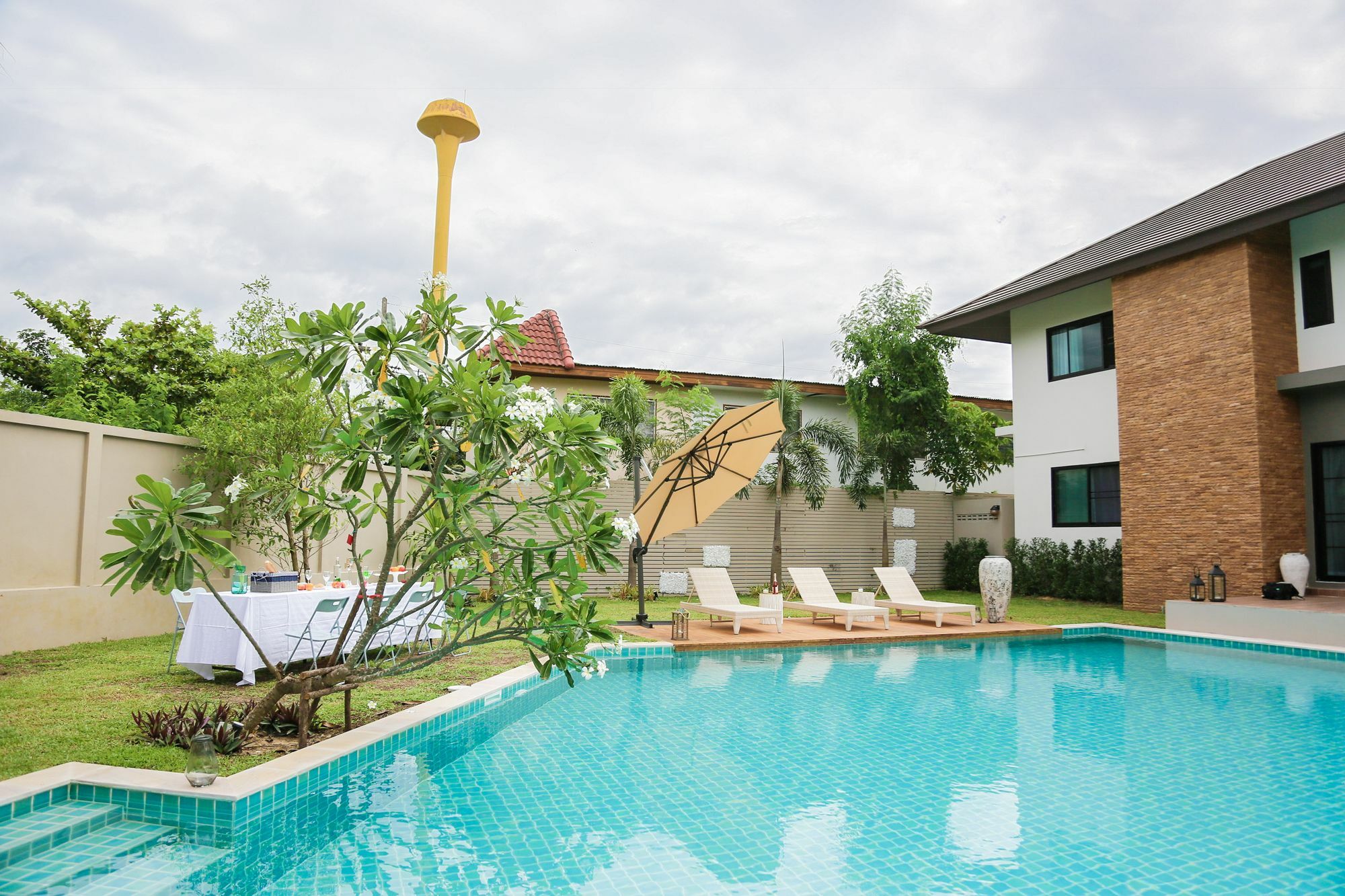 Moin 1617 Luxury Double-Pool Villa Τσιάνγκ Μάι Εξωτερικό φωτογραφία
