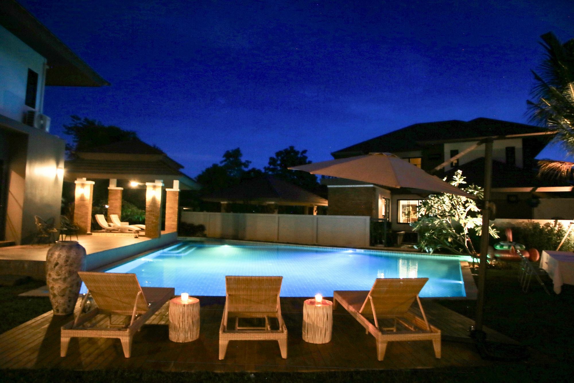 Moin 1617 Luxury Double-Pool Villa Τσιάνγκ Μάι Εξωτερικό φωτογραφία